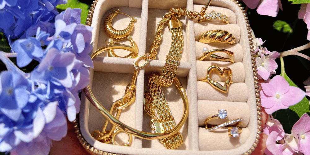 Fashion Trends with Gold Jewelry