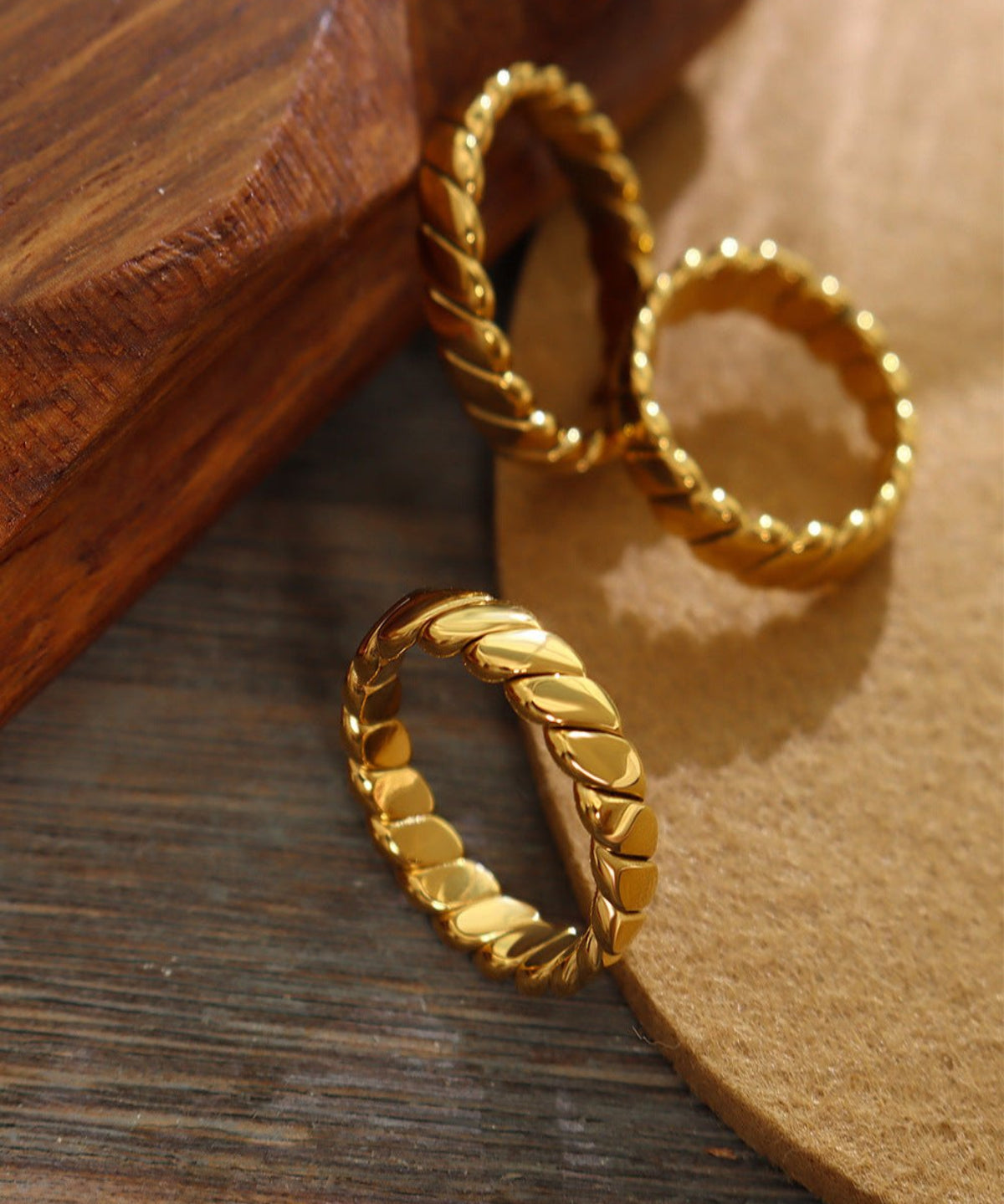 18K Gold Ring Women’s Best Trending Gift for Lady Girl Mother Wife,Birthday Travel Vacation Bridal Wedding Party Daily Office Work School,Spring Summer Fall Winter Holiday Sale,Mason & Madison Co.