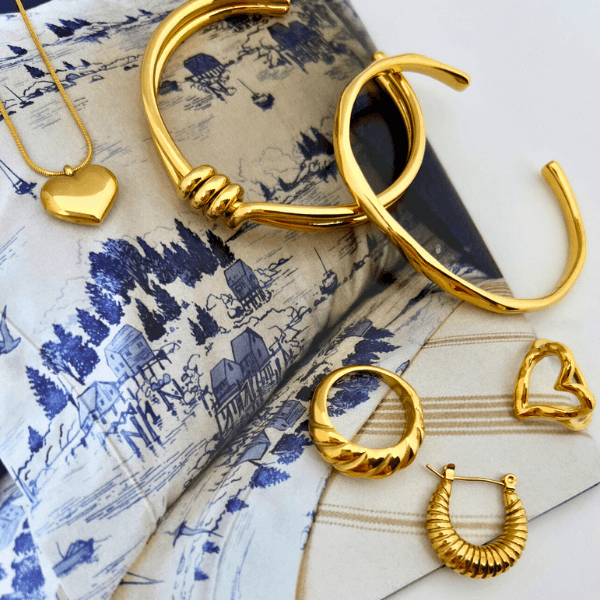 Best Gold Jewelry Trends for Women, Lady, Wife, Mom | Women’s BEST Trending Trendy Gold Jewelry on Sale for Women, Lady, Mother, Wife | Mason & Madison Co.