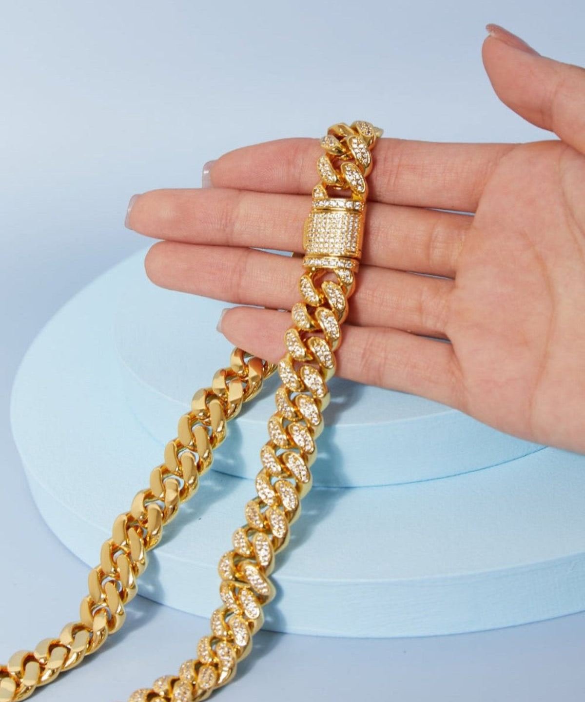 Best Gold Chain Necklace Women’s Best Trending Gift for Lady Girl Mother Wife,Birthday Travel Vacation Bridal Wedding Party Daily Office Work School,Spring Summer Fall Winter Holiday Sale,Mason & Madison Co.