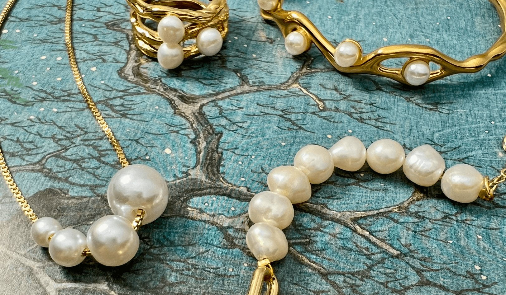 Pearl & Gold Jewelry