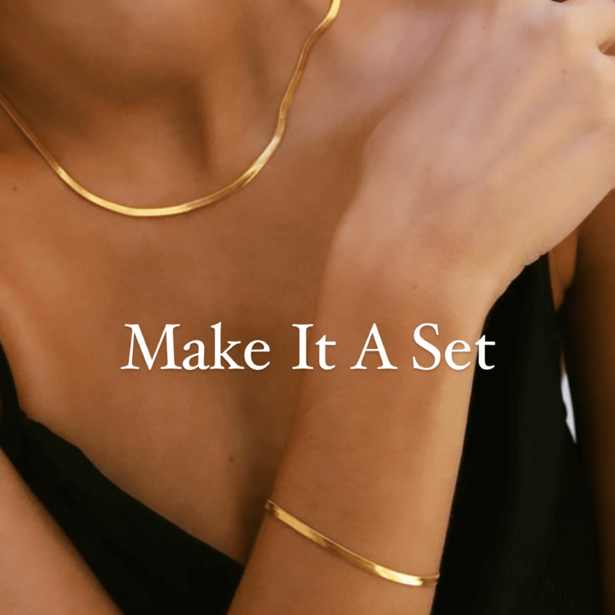 Small Link Paperclip Yellow Gold Chain Bracelet