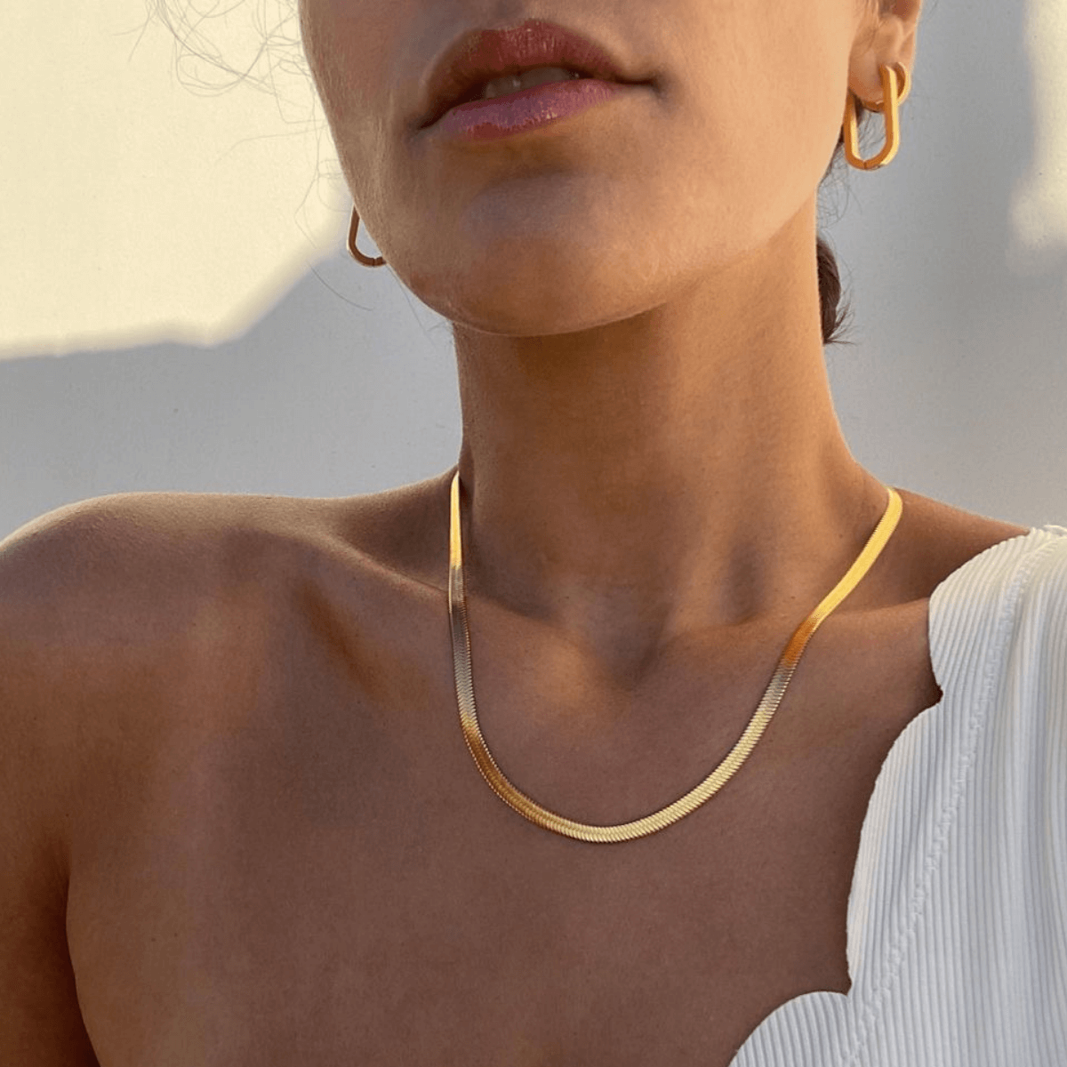 1165 - 5mm Solid Gold Herringbone Necklace – Elizabeth Sarah Collections