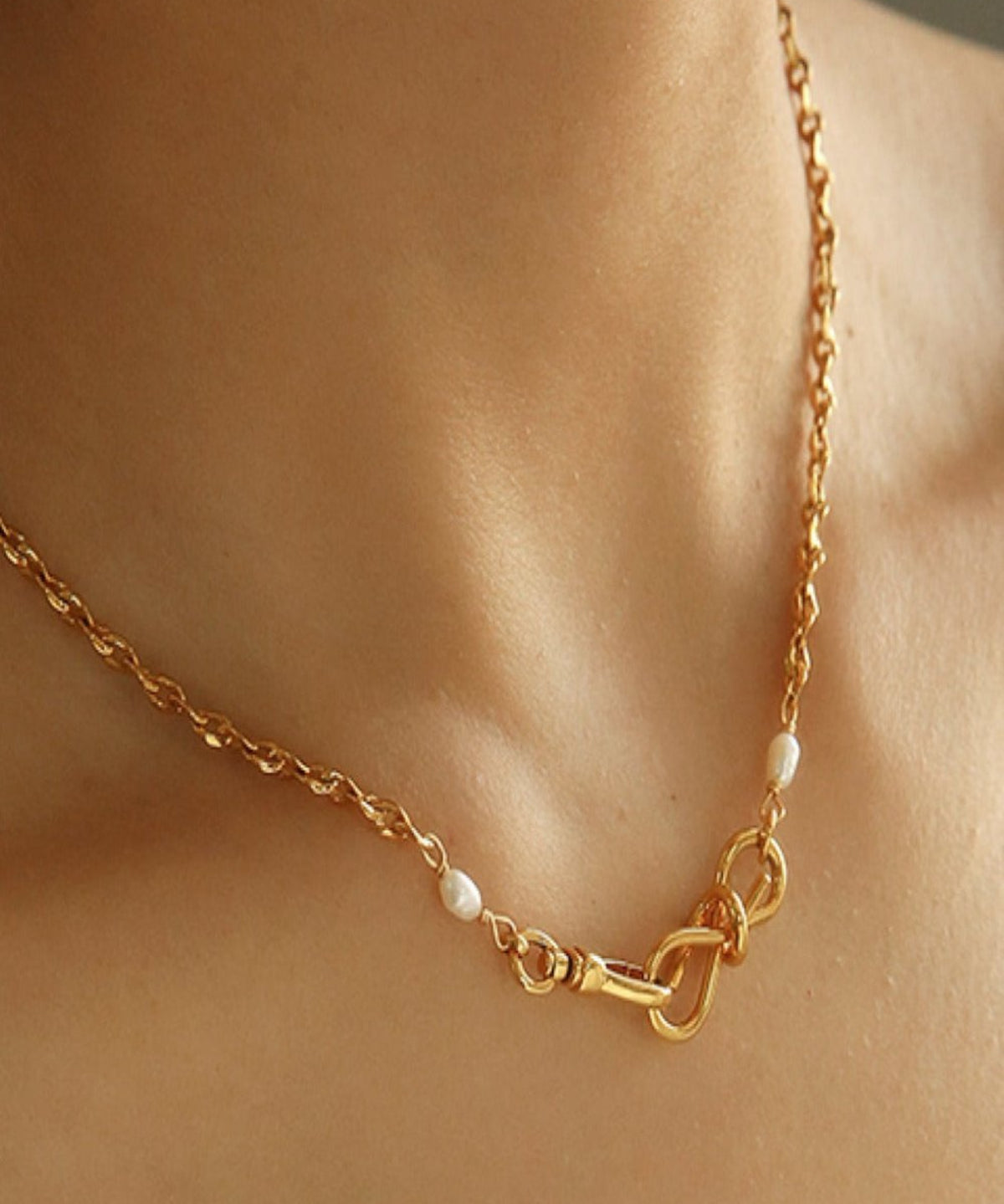 18K Pearl Necklace, Best Trending Trendy Pearl Necklace Gift for Women, Lady, Mother, Wife.