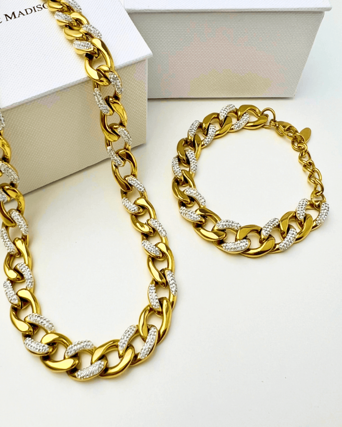 18K Diamond Gold Chunky Chain Necklace Bracelet Women’s Best Trending Gift for Lady Girl Mother Wife,Birthday Travel Vacation Bridal Wedding Party Daily Office Work School,Spring Summer Fall Winter Holiday Sale,Mason & Madison Co.