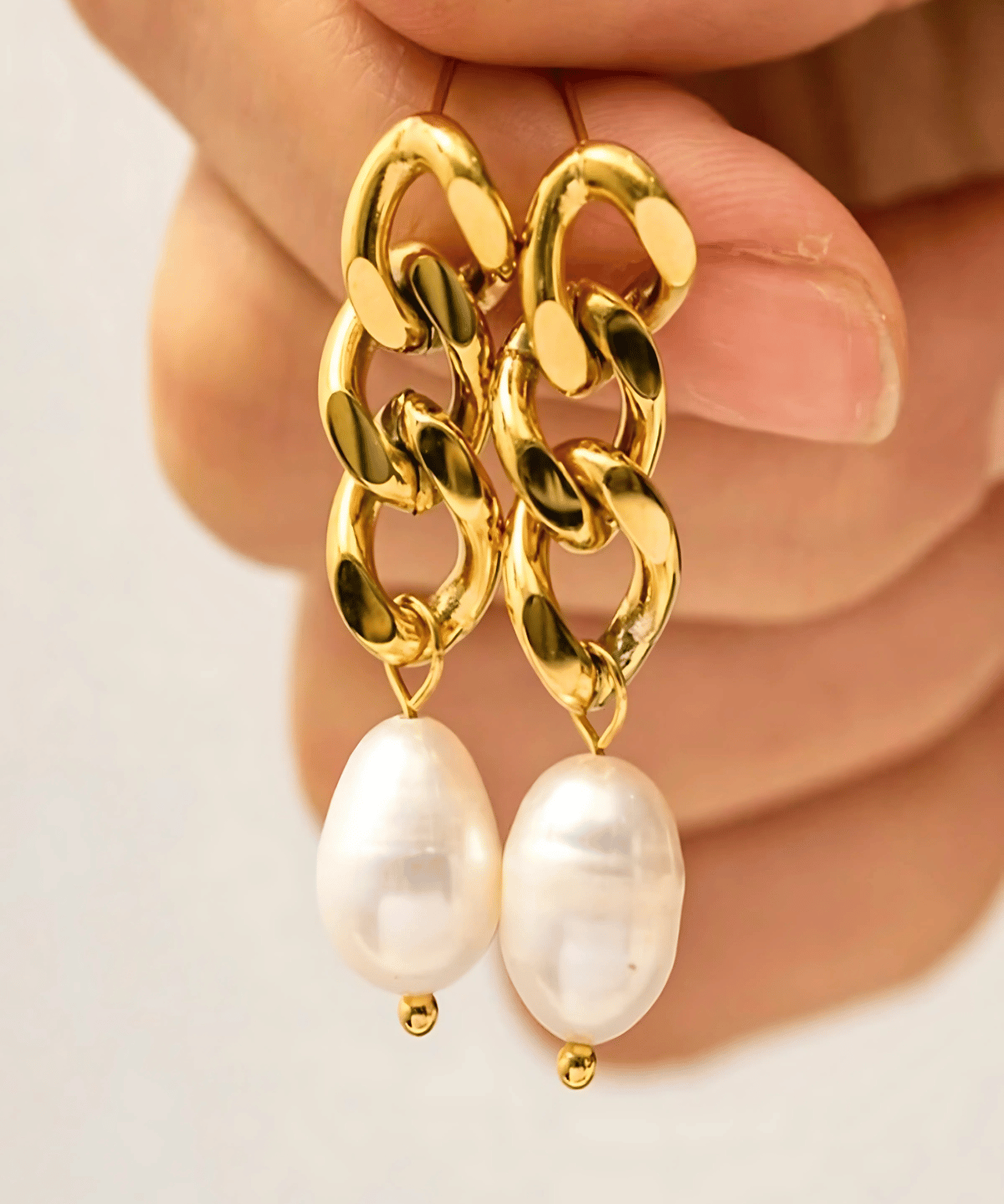 18K Pearl Earrings Women’s Best Trending Gift for Lady Girl Mother Wife,Birthday Travel Vacation Bridal Wedding Party Daily Office Work School,Spring Summer Fall Winter Holiday Sale,Mason & Madison Co.