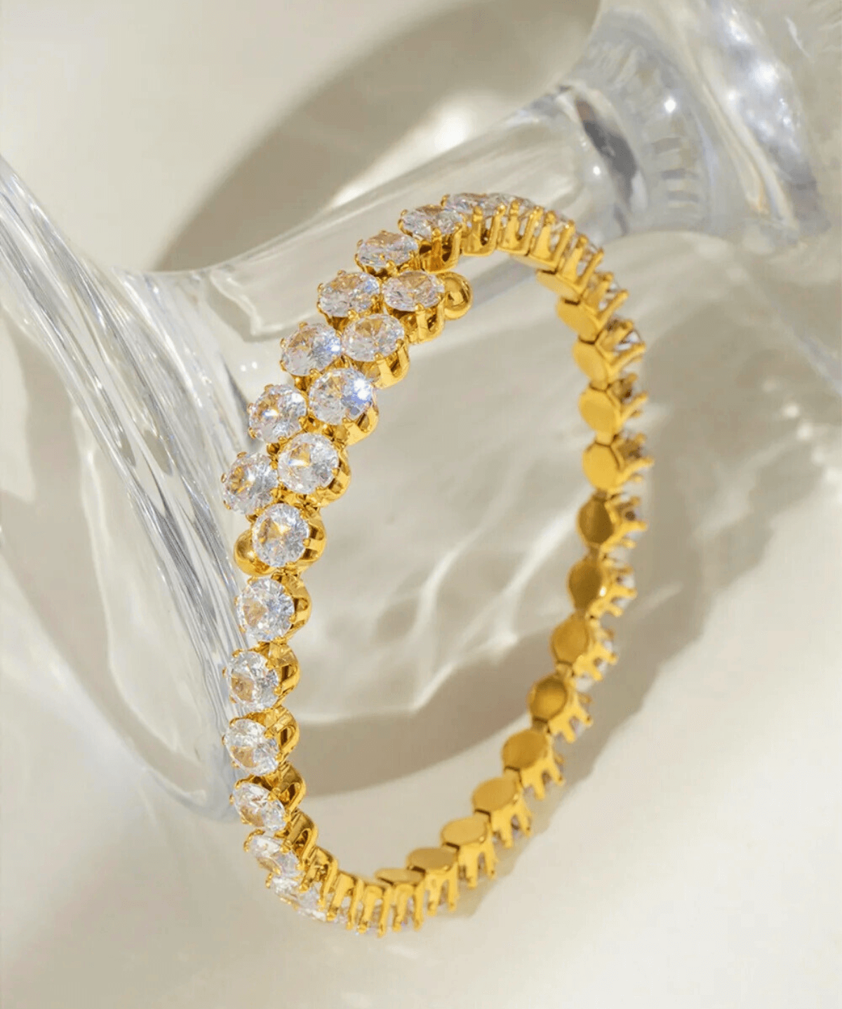 18K Diamond Gold Bracelet Women’s Best Trending Gift for Lady Girl Mother Wife,Birthday Travel Vacation Bridal Wedding Party Daily Office Work School,Spring Summer Fall Winter Holiday Sale,Mason & Madison Co.