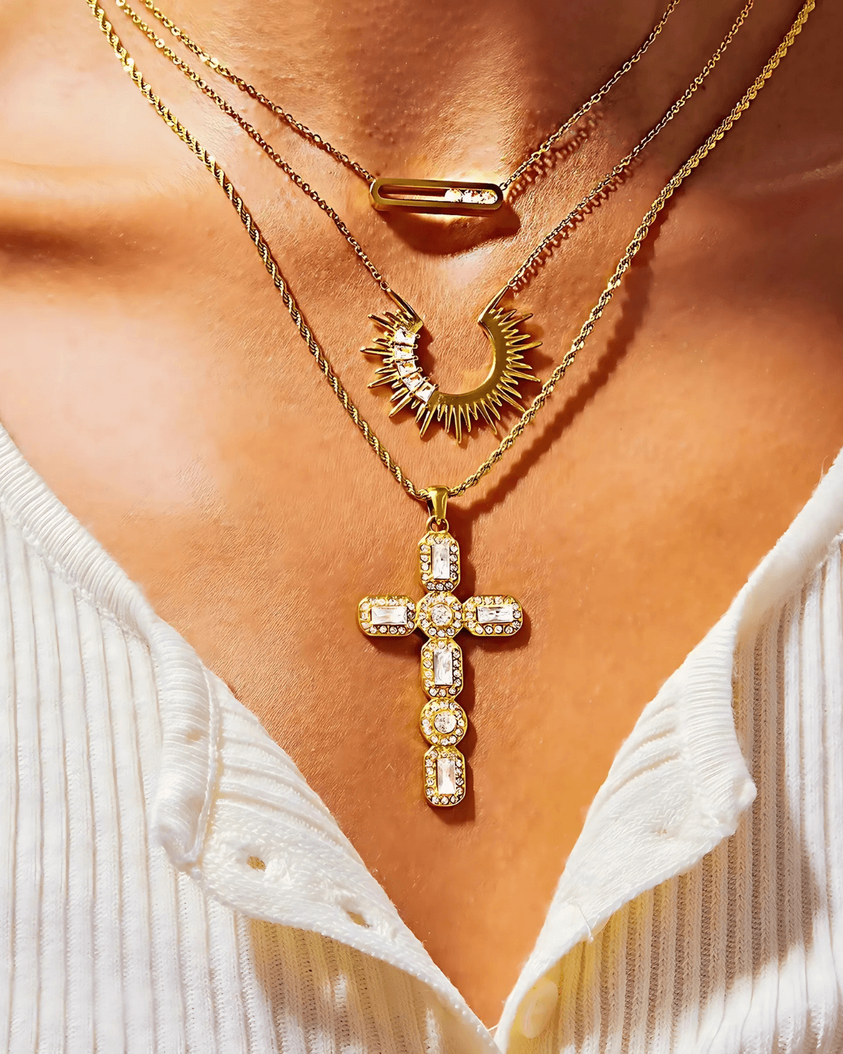 18K Diamond Pendant Necklace Women’s Best Trending Gift for Lady Girl Mother Wife,Birthday Travel Vacation Bridal Wedding Party Daily Office Work School,Spring Summer Fall Winter Holiday Sale,Mason & Madison Co.