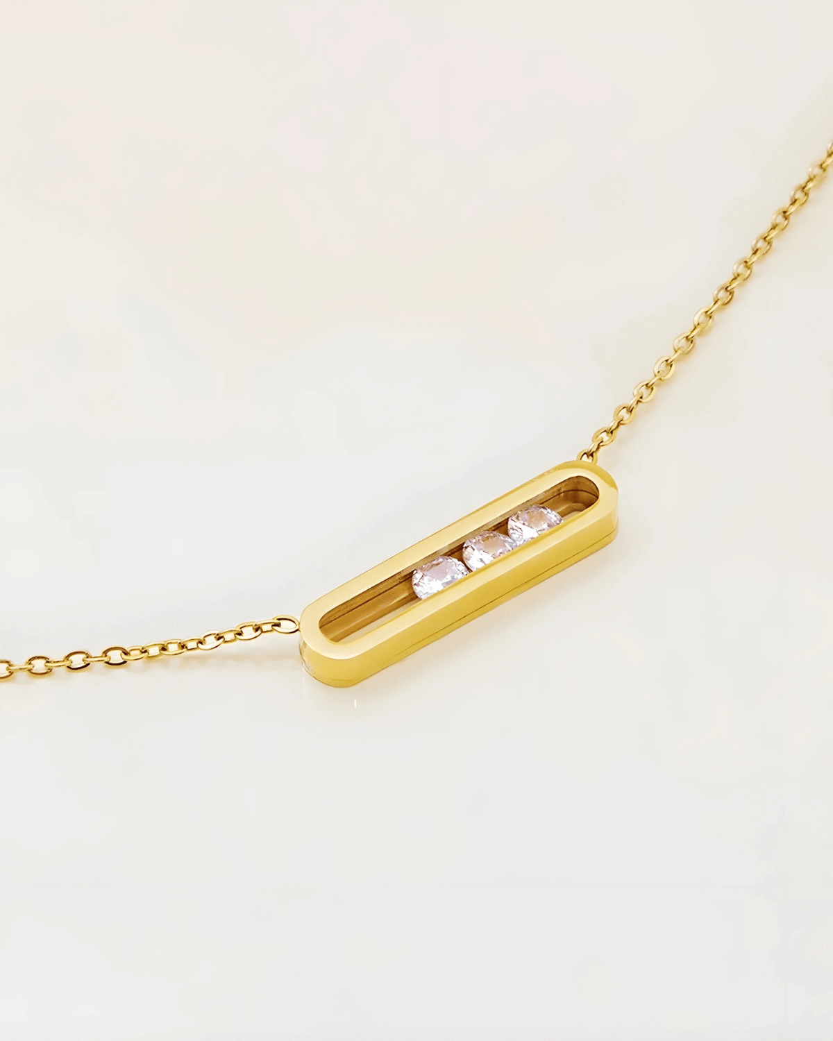 18K Diamond Pendant Necklace Women’s Best Trending Gift for Lady Girl Mother Wife,Birthday Travel Vacation Bridal Wedding Party Daily Office Work School,Spring Summer Fall Winter Holiday Sale,Mason & Madison Co.