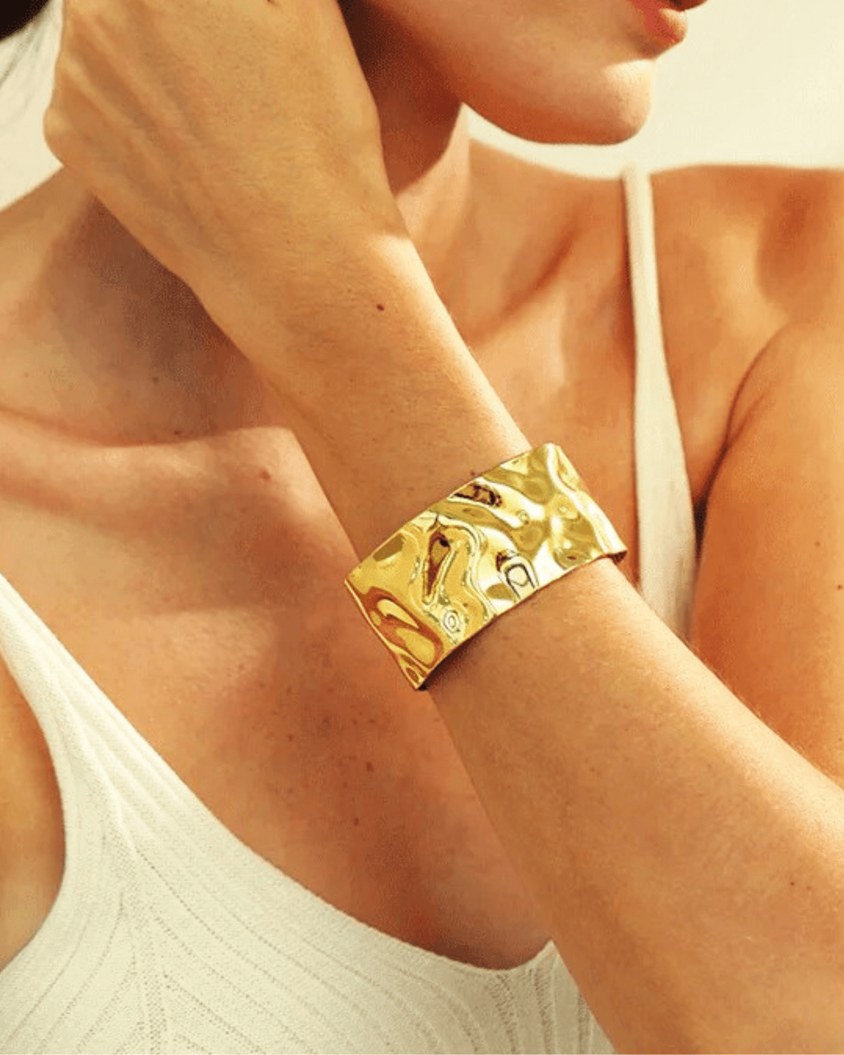 18K Gold Cuff Bracelet Women’s Best Trending Gift for Lady Girl Mother Wife,Birthday Travel Vacation Bridal Wedding Party Daily Office Work School,Spring Summer Fall Winter Holiday Sale,Mason & Madison Co.