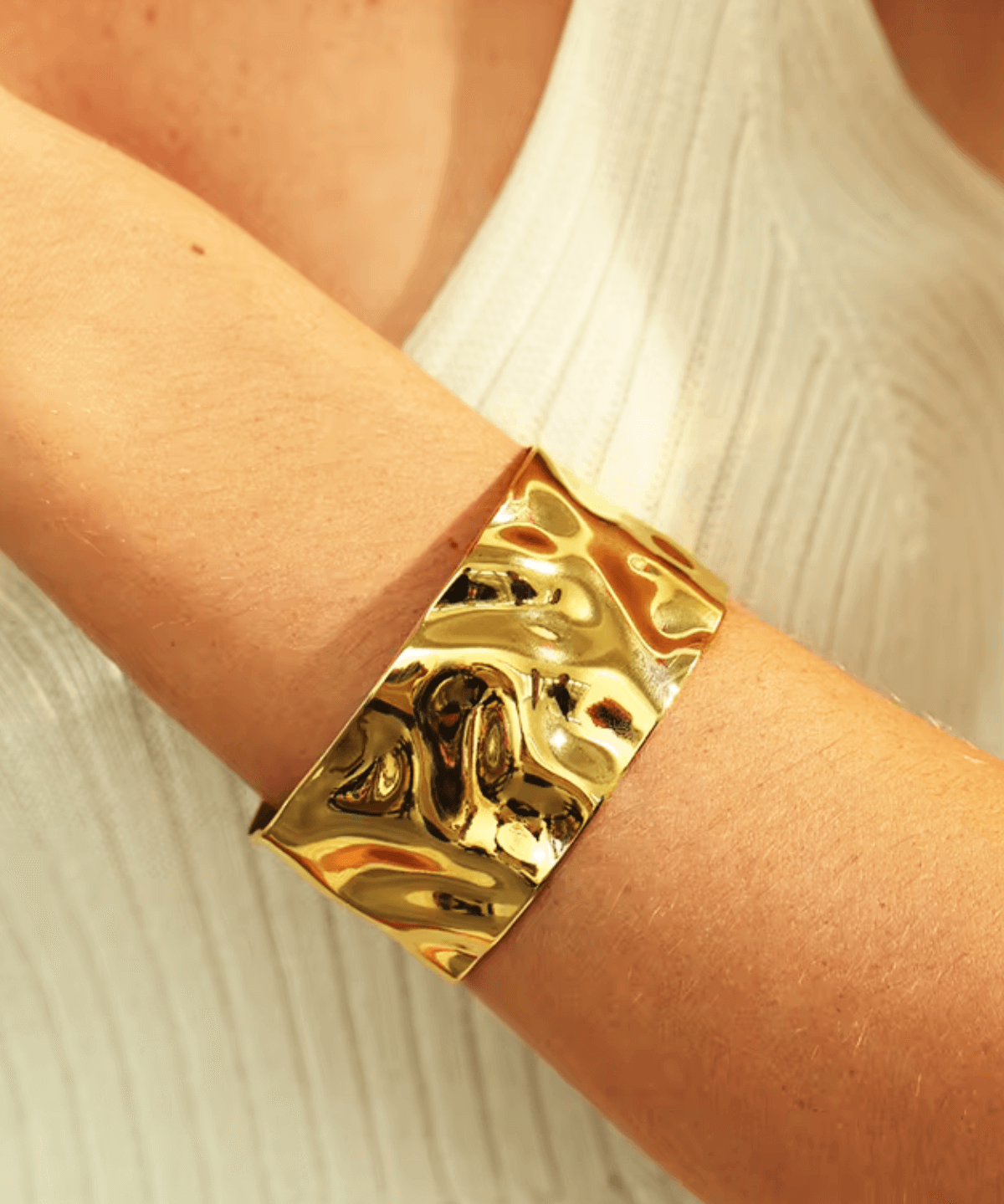 18K Gold Cuff Bracelet Women’s Best Trending Gift for Lady Girl Mother Wife,Birthday Travel Vacation Bridal Wedding Party Daily Office Work School,Spring Summer Fall Winter Holiday Sale,Mason & Madison Co.