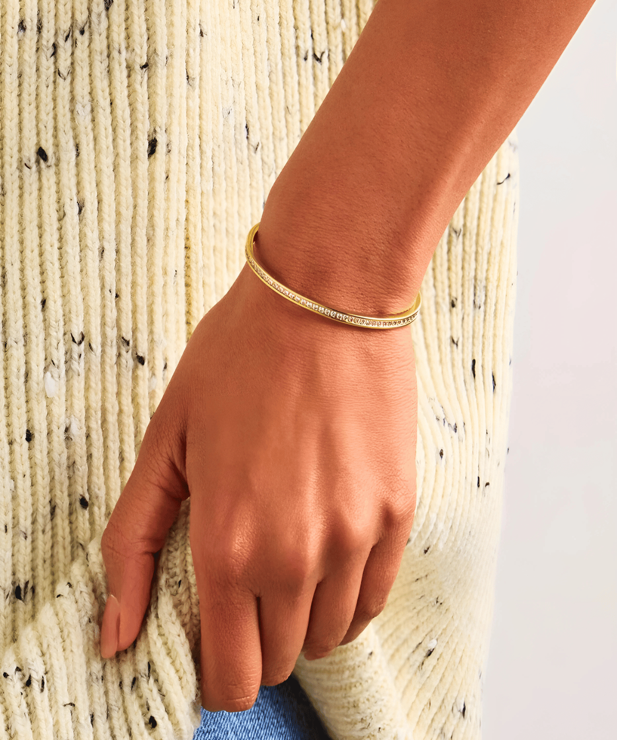 18K Diamond Gold Cuff Bracelet Women’s Best Trending Gift for Lady Girl Mother Wife,Birthday Travel Vacation Bridal Wedding Party Daily Office Work School,Spring Summer Fall Winter Holiday Sale,Mason & Madison Co.