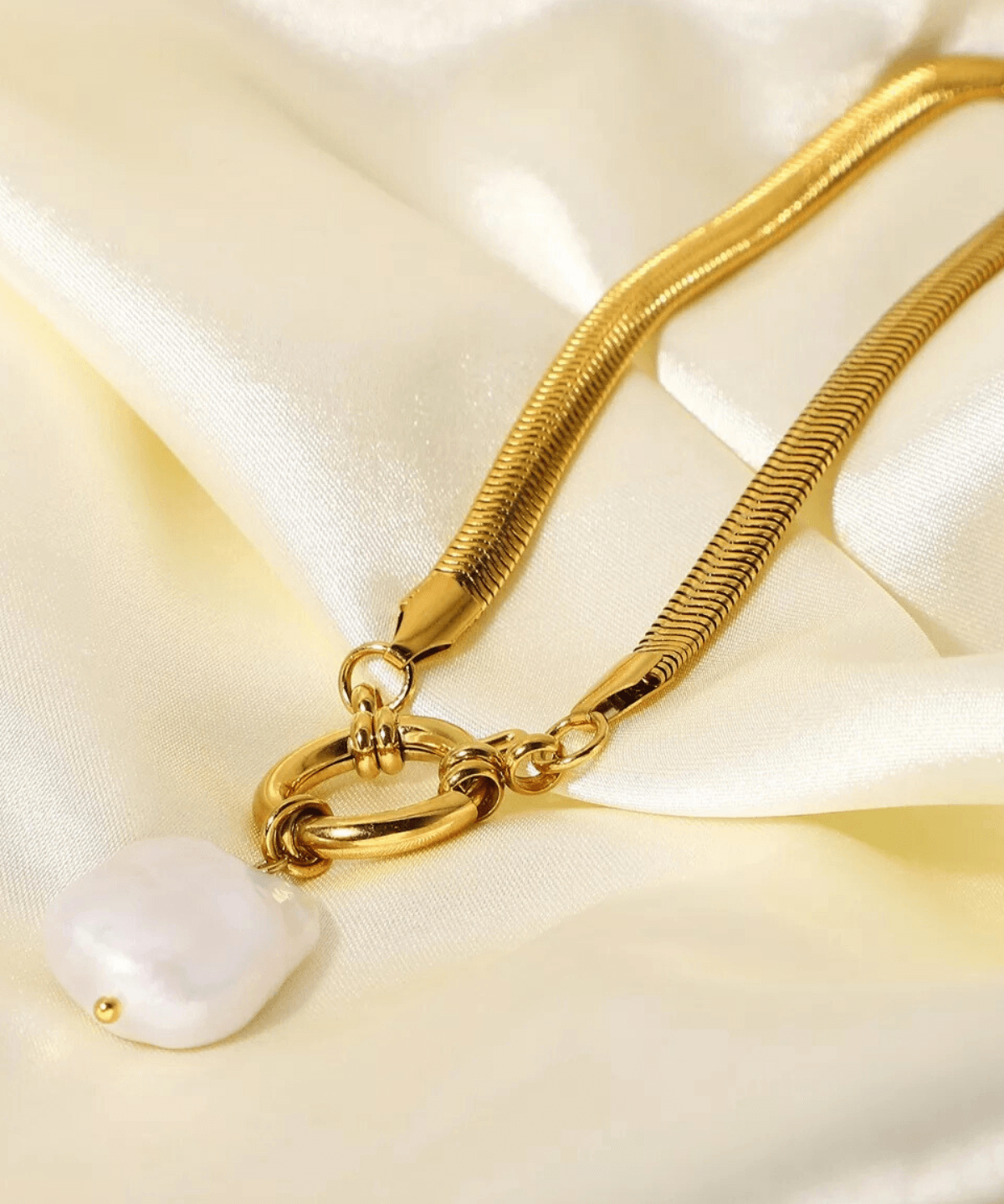 18K Gold Herringbone Chain Necklace with Pearl Pendant Women’s Best Trending Gift for Lady Girl Mother Wife,Birthday Travel Vacation Bridal Wedding Party Daily Office Work School,Spring Summer Fall Winter Holiday Sale,Mason & Madison Co.