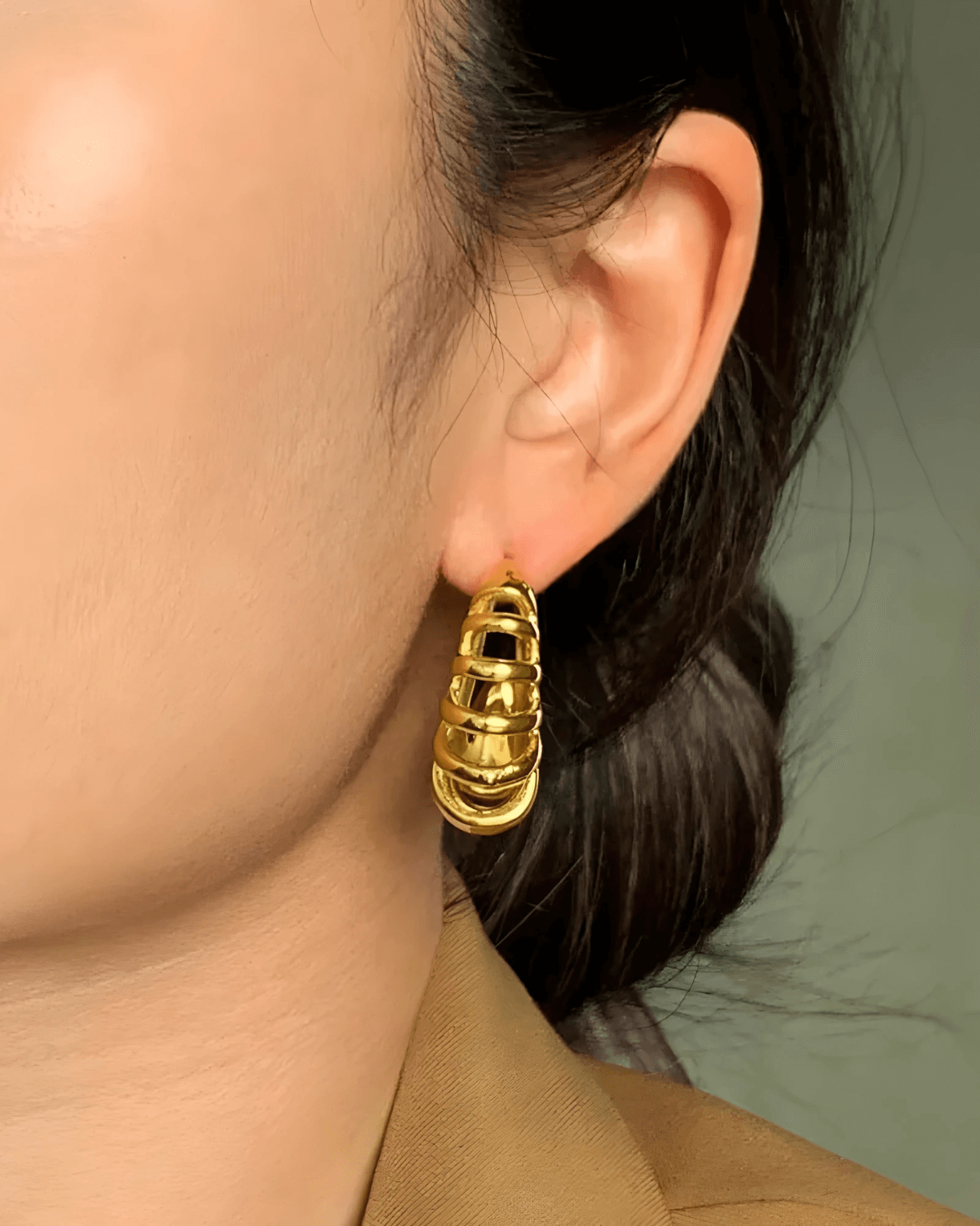 18K Gold Hoop Earrings Women’s Best Trending Gift for Lady Girl Mother Wife,Birthday Travel Vacation Bridal Wedding Party Daily Office Work School,Spring Summer Fall Winter Holiday Sale,Mason & Madison Co.