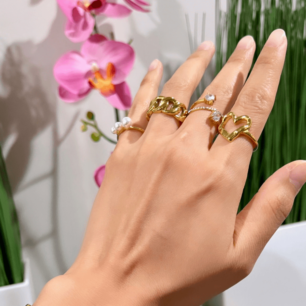 Buy MEENAZ Rose gold Rings for Women Girls Couple girlfriend Wife lovers  Valentine Gift CZ AD American diamond Adjustable Love Heart Stone Initial  Letter Name Alphabet L finger Ring Stylish AD CZ -