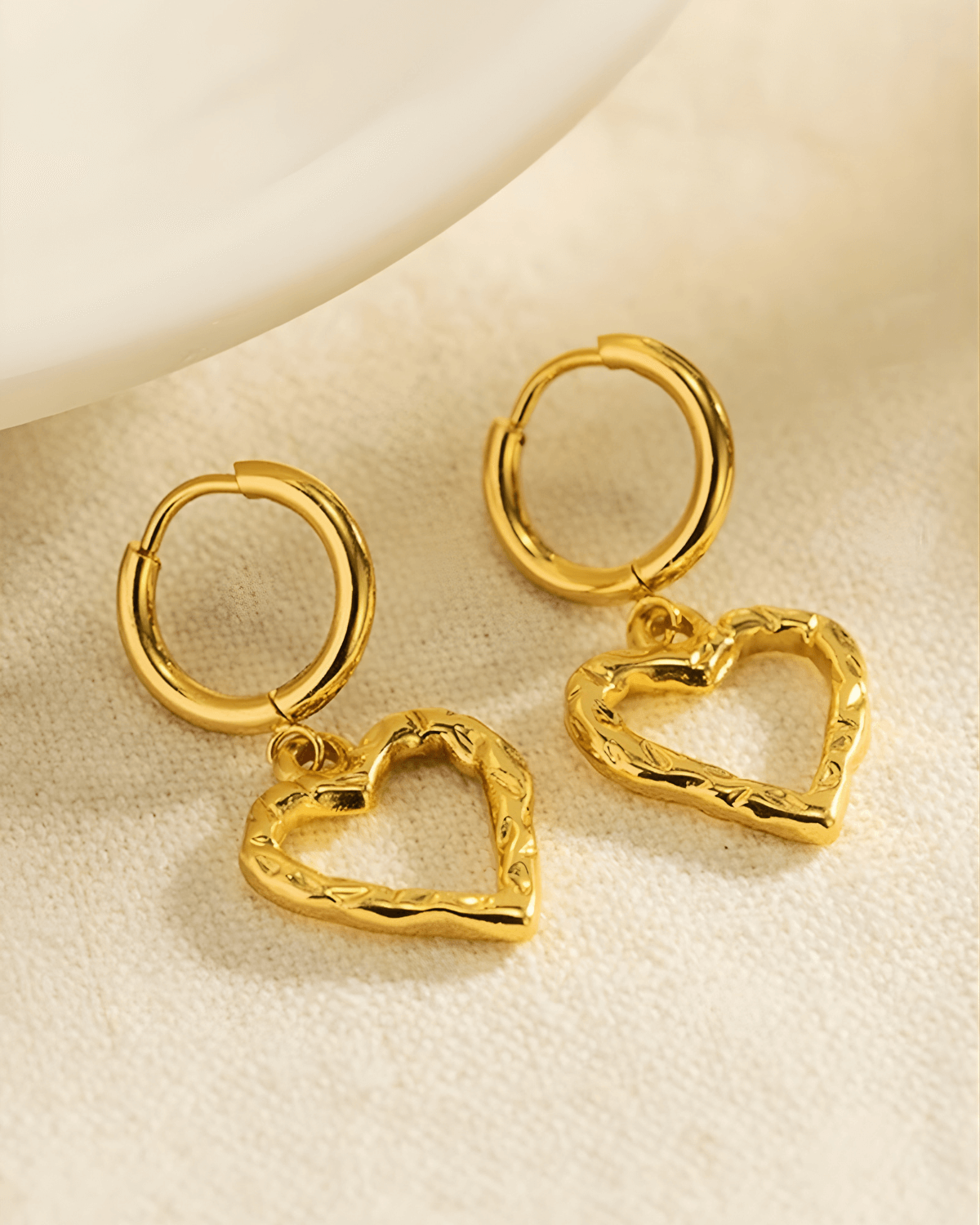 Best 18K Gold Heart Drop Earrings Women’s Best Trending Gift for Lady Girl Mother Wife,Birthday Travel Vacation Bridal Wedding Party Daily Office Work School,Spring Summer Fall Winter Holiday Sale,Mason & Madison Co.