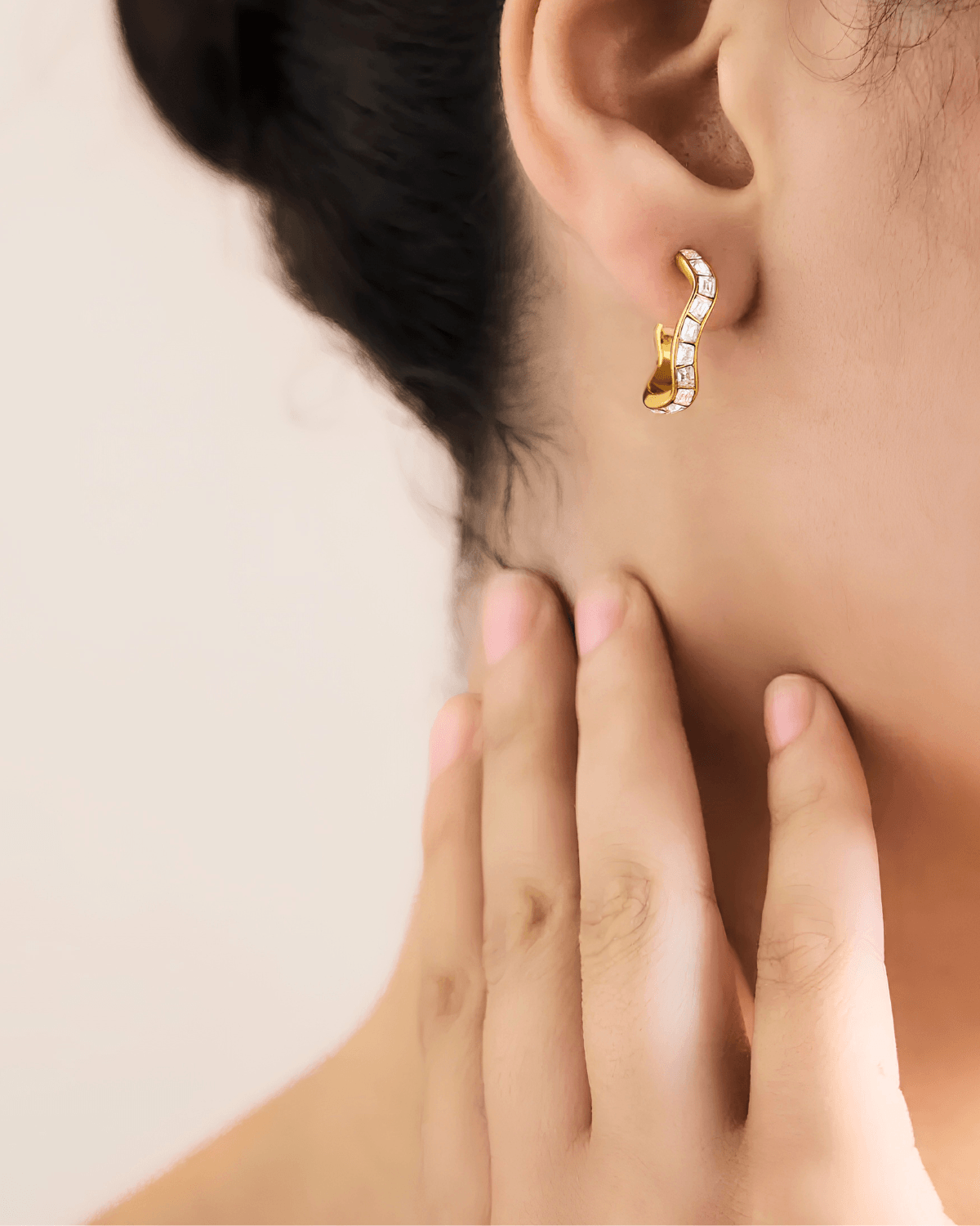 Best Gold Diamond Hoop Earrings 18K Women's Gift for Her/Wife/Mom Birthday