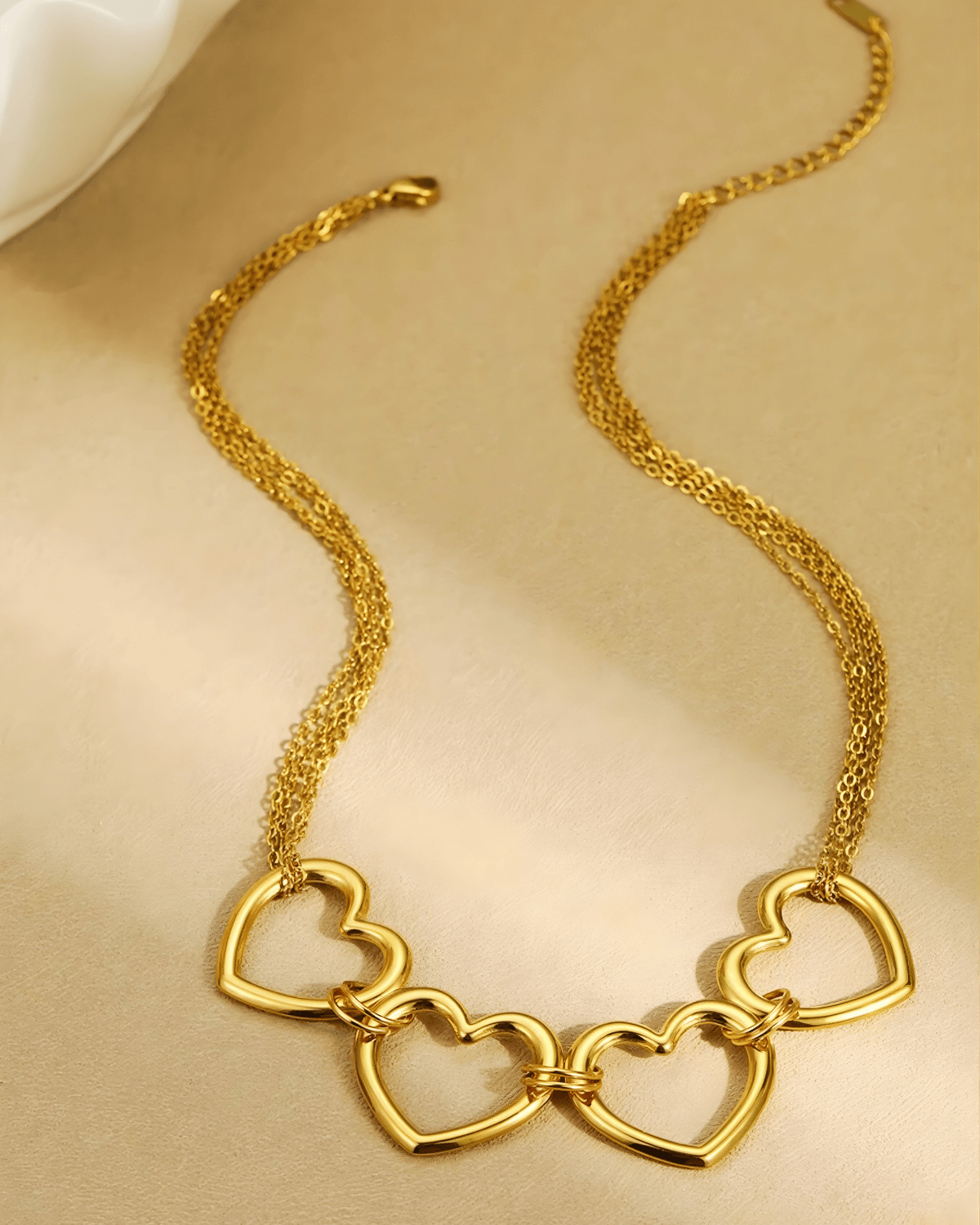 Best Gold Heart Necklace Women's 18K Gold Heart Necklace Women’s Best Trending Gift for Lady Girl Mother Wife,Birthday Travel Vacation Bridal Wedding Party Daily Office Work School,Spring Summer Fall Winter Holiday Sale,Mason & Madison Co.