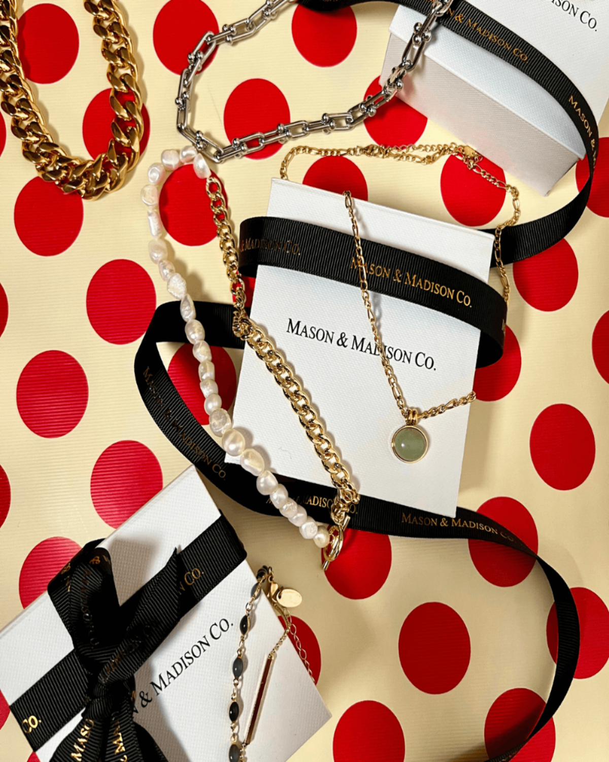 Best Jewelry Gift Wrapping Trends for Women | #1 Women’s BEST Trending Trendy Jewelry Gift Wrapping on Sale for Women, Lady, Mother, Wife | 1# Best Most Top Trendy Trending Essential Gift Box Set with Gorgeous Ribbon for Women | Mason & Madison Co.