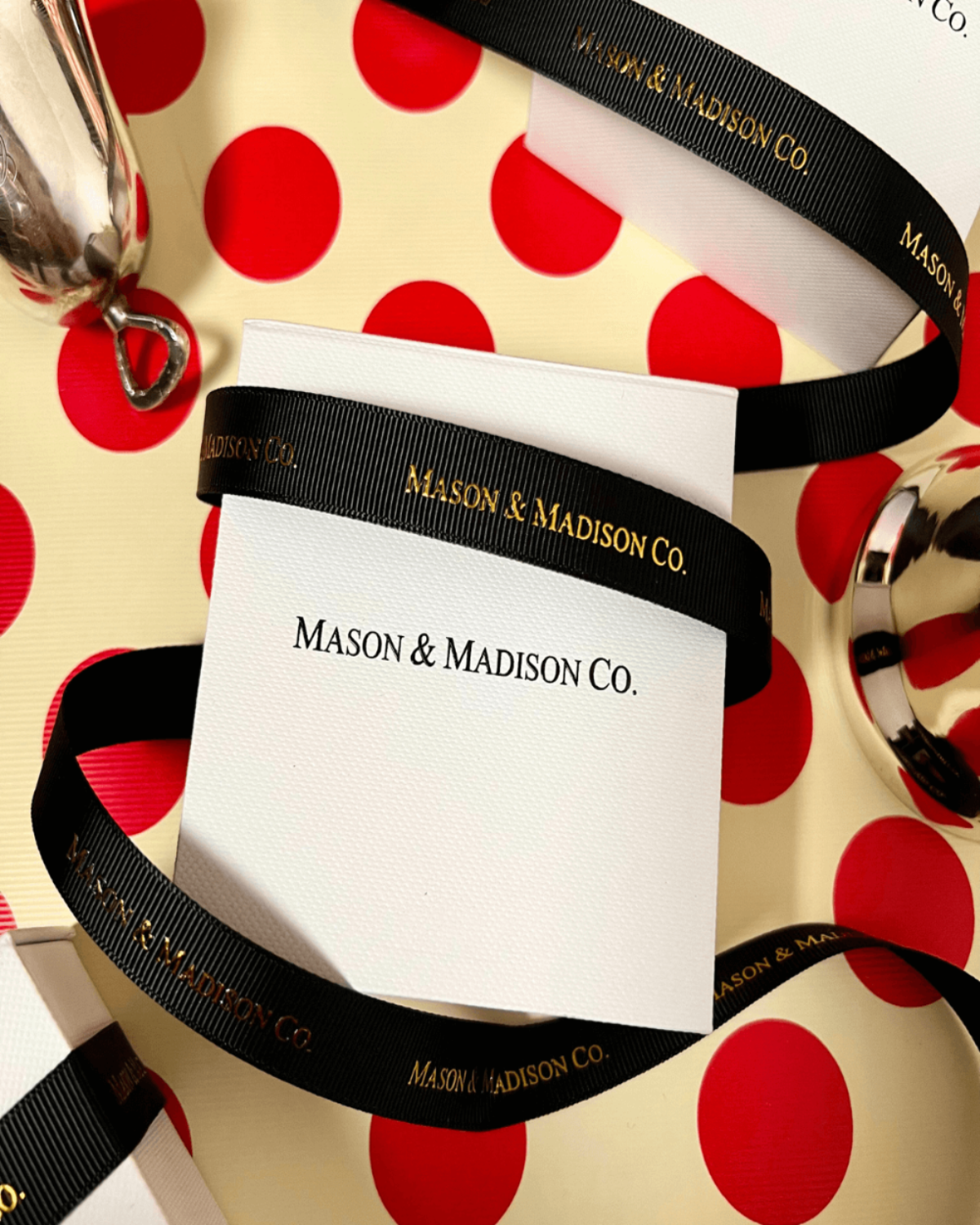 Best Jewelry Gift Wrapping Trends for Women | #1 Women’s BEST Trending Trendy Jewelry Gift Wrapping on Sale for Women, Lady, Mother, Wife | 1# Best Most Top Trendy Trending Essential Gift Box Set with Gorgeous Ribbon for Women | Mason & Madison Co.