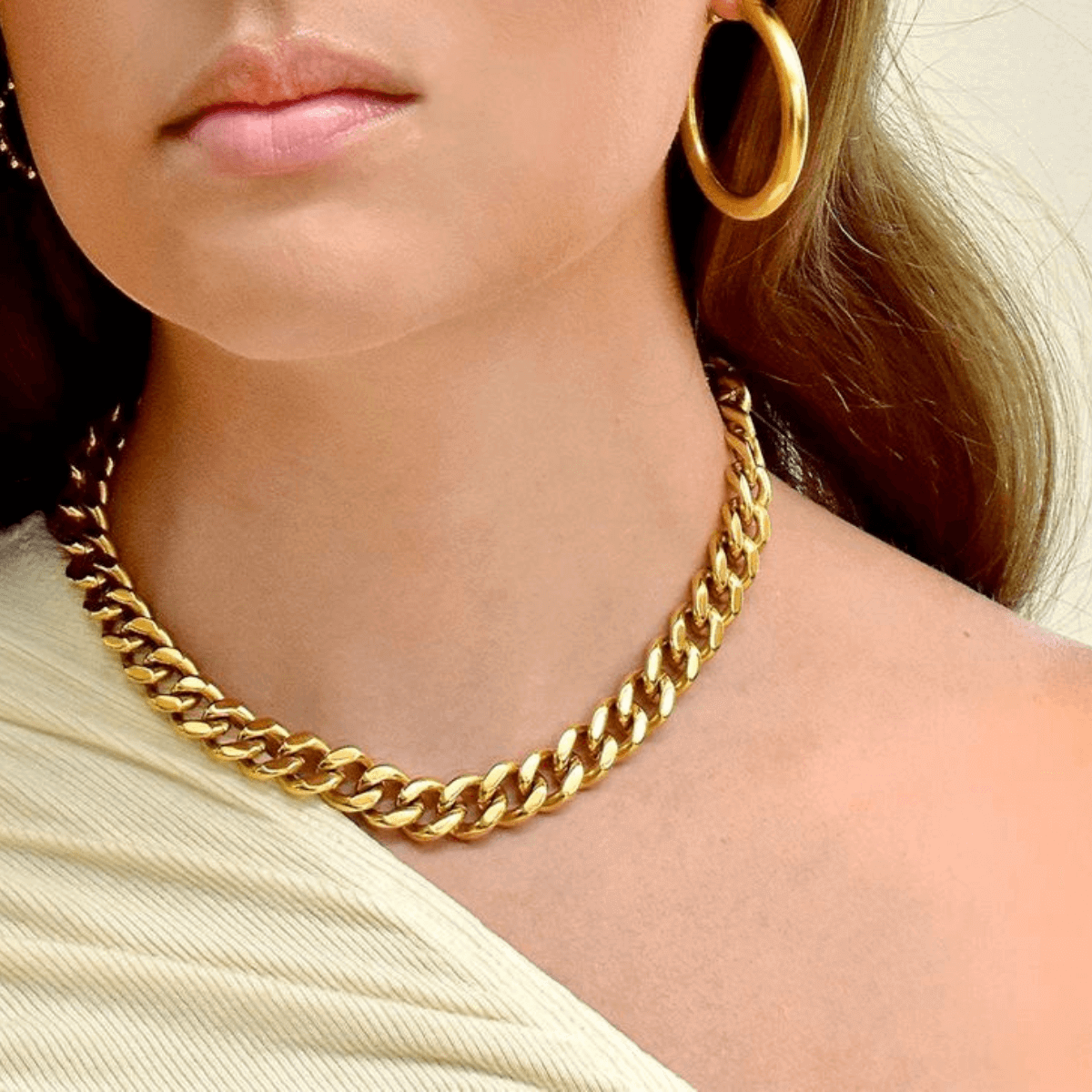 Best Gold Chain Necklace Jewelry Gift | Best Aesthetic Yellow Gold Chunky Chain Necklace Jewelry Gift for Women, Girls | Mason & Madison Co. Gold