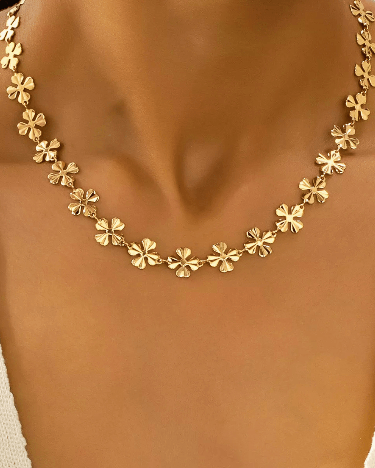 Mason & Madison Co. 18K Gold Flower Chain Necklace 18k Women's | Tarnish-Free, Waterproof, Hypoallergenic, Sustainable, High Quality