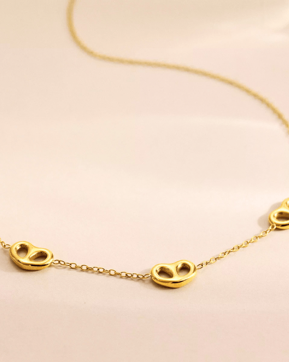 Trending Gold Necklace 18K Women's Gift for Her/Mom/Wife Birthday - Mason & Madison Co.