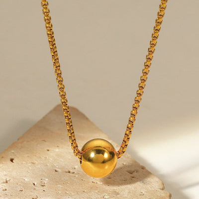 Best Gold Jewelry Gift | Best Aesthetic Yellow Gold Round Pendant Necklace Jewelry Gift for Women, Girls, Girlfriend, Mother, Wife, Daughter | Mason & Madison Co.