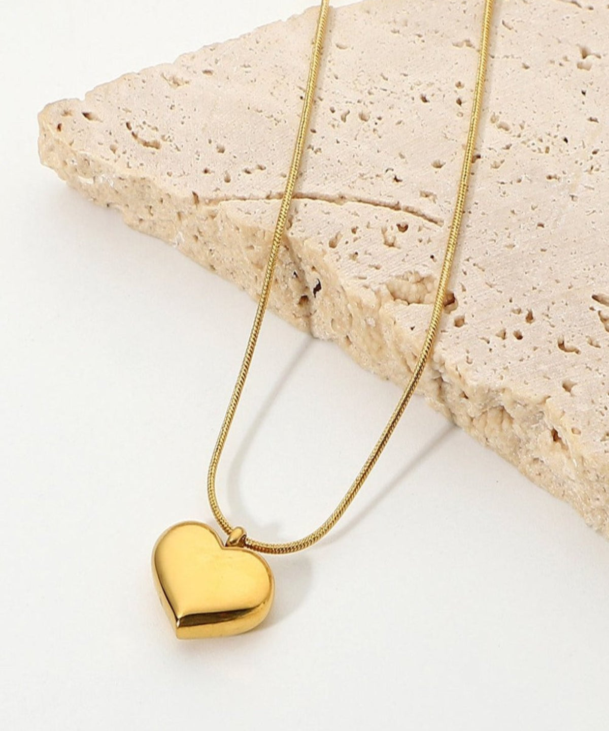 18K Gold Heart Necklace Women’s Best Trending Gift for Lady Girl Mother Wife,Birthday Travel Vacation Bridal Wedding Party Daily Office Work School,Spring Summer Fall Winter Holiday Sale,Mason & Madison Co.