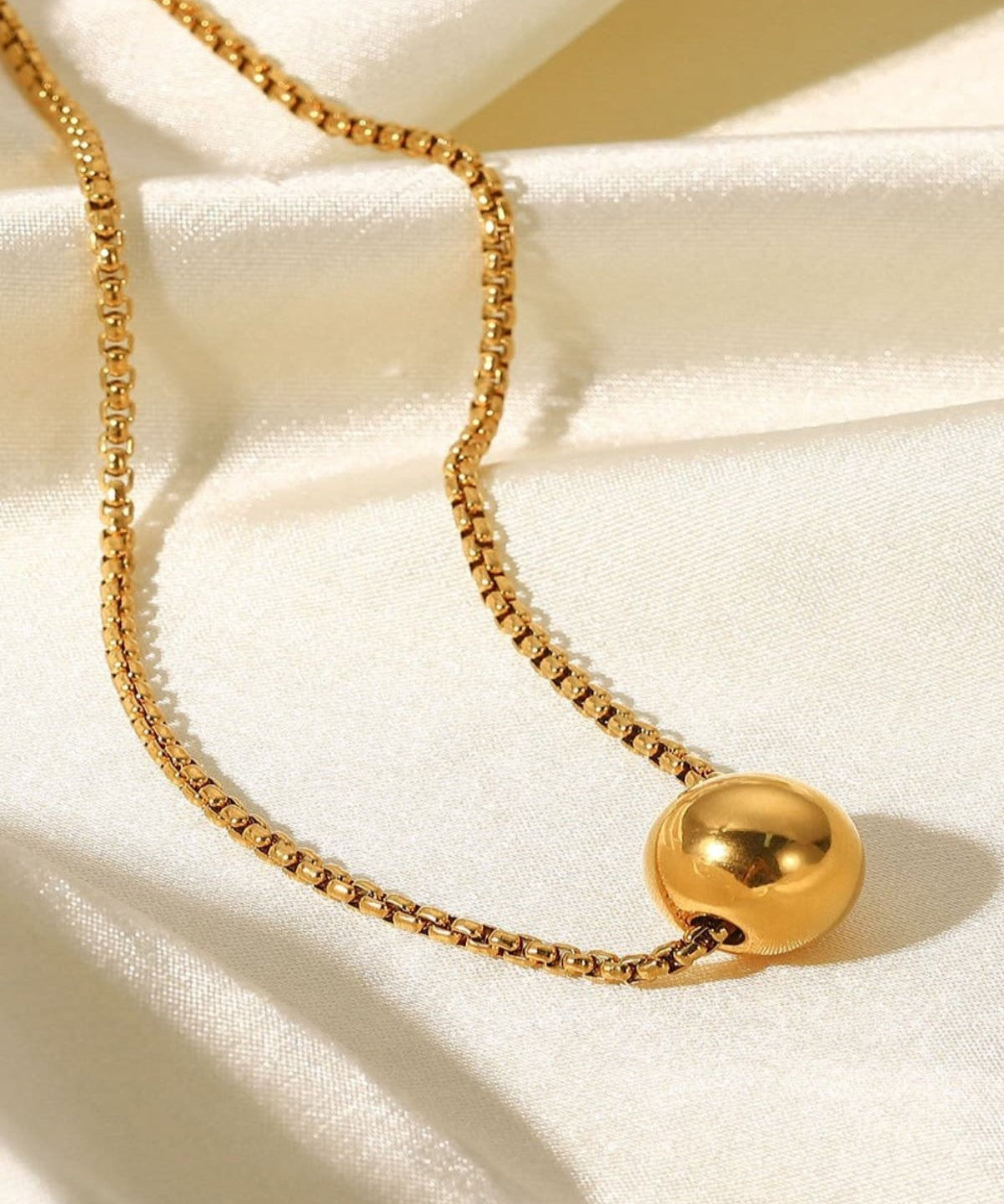 18K Gold Pendant Necklace Women’s Best Trending Gift for Lady Girl Mother Wife,Birthday Travel Vacation Bridal Wedding Party Daily Office Work School,Spring Summer Fall Winter Holiday Sale,Mason & Madison Co.