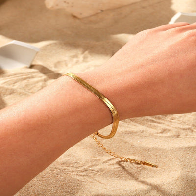 David Yurman | Jewelry | Dy Madison Thin Bracelet In 8k Gold 3mm | Poshmark