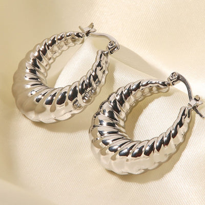 Best Silver Hoop Earrings Jewelry Gift | Best Aesthetic Silver Earrings Jewelry Gift for Women, Girls, Girlfriend, Mother, Wife, Daughter | Mason & Madison Co.