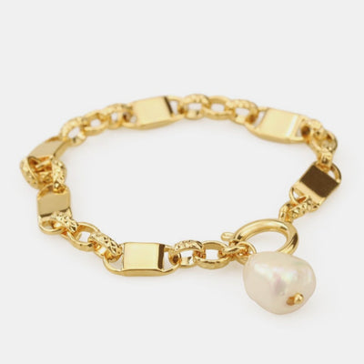 Best Gold Pearl Jewelry Gift | Best Aesthetic Yellow Gold Pearl Bracelet Jewelry Gift for Women, Girls, Girlfriend, Mother, Wife, Daughter | Mason & Madison Co.