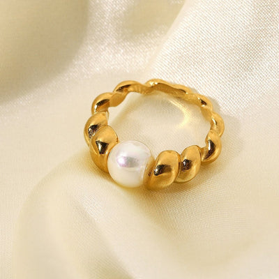 Best Gold Jewelry Gift | Best Aesthetic Yellow Gold Pearl Ring Jewelry Gift for Women, Girls, Girlfriend, Mother, Wife, Daughter | Mason & Madison Co.