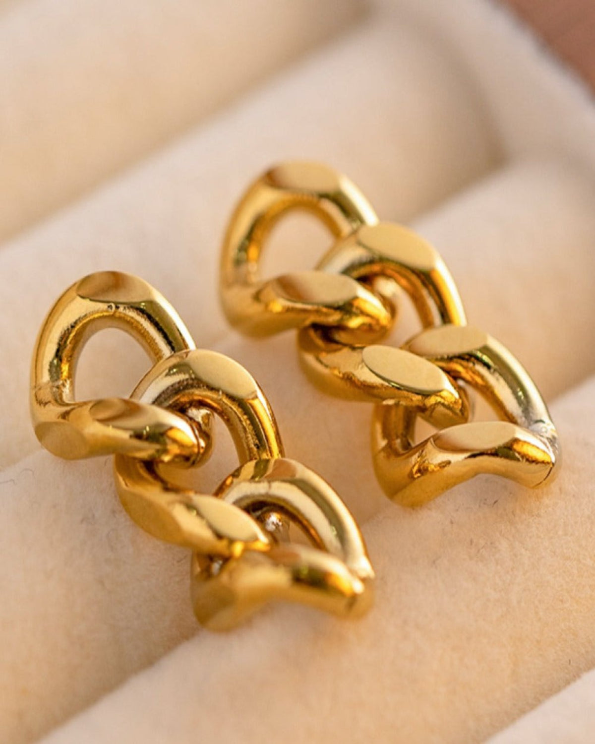 Best gold earrings top