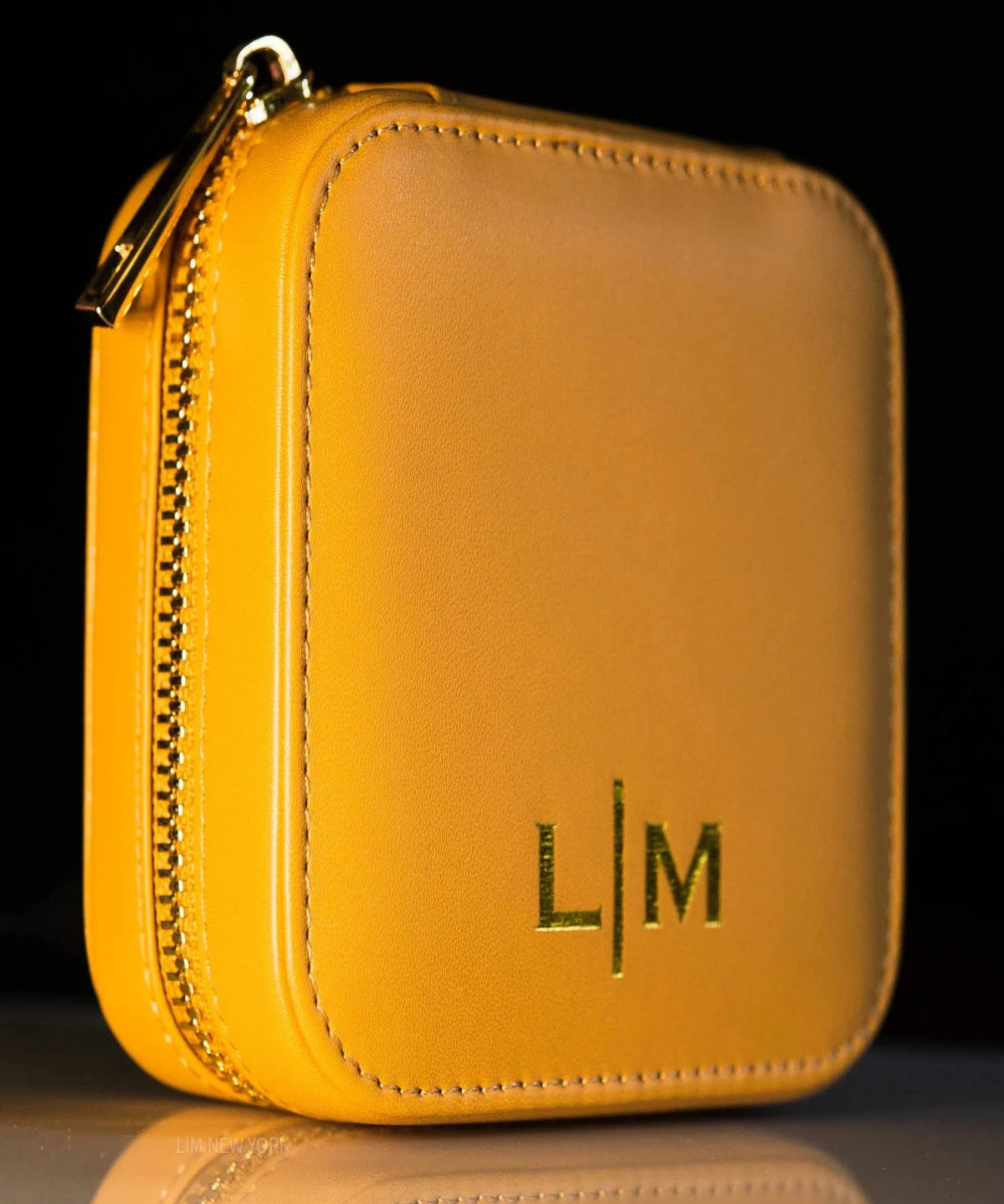 Best Leather Jewelry Box Gift Trends for Women | #1 Women’s BEST Trending Trendy Leather Jewelry Box Gift on Sale for Women, Lady, Mother, Wife | 1# BEST Luxury Premium Leather Jewelry Box Gift for Women | #1 Best Most Top Trendy Trending Jewelry Travel Case | Mason & Madison Co.