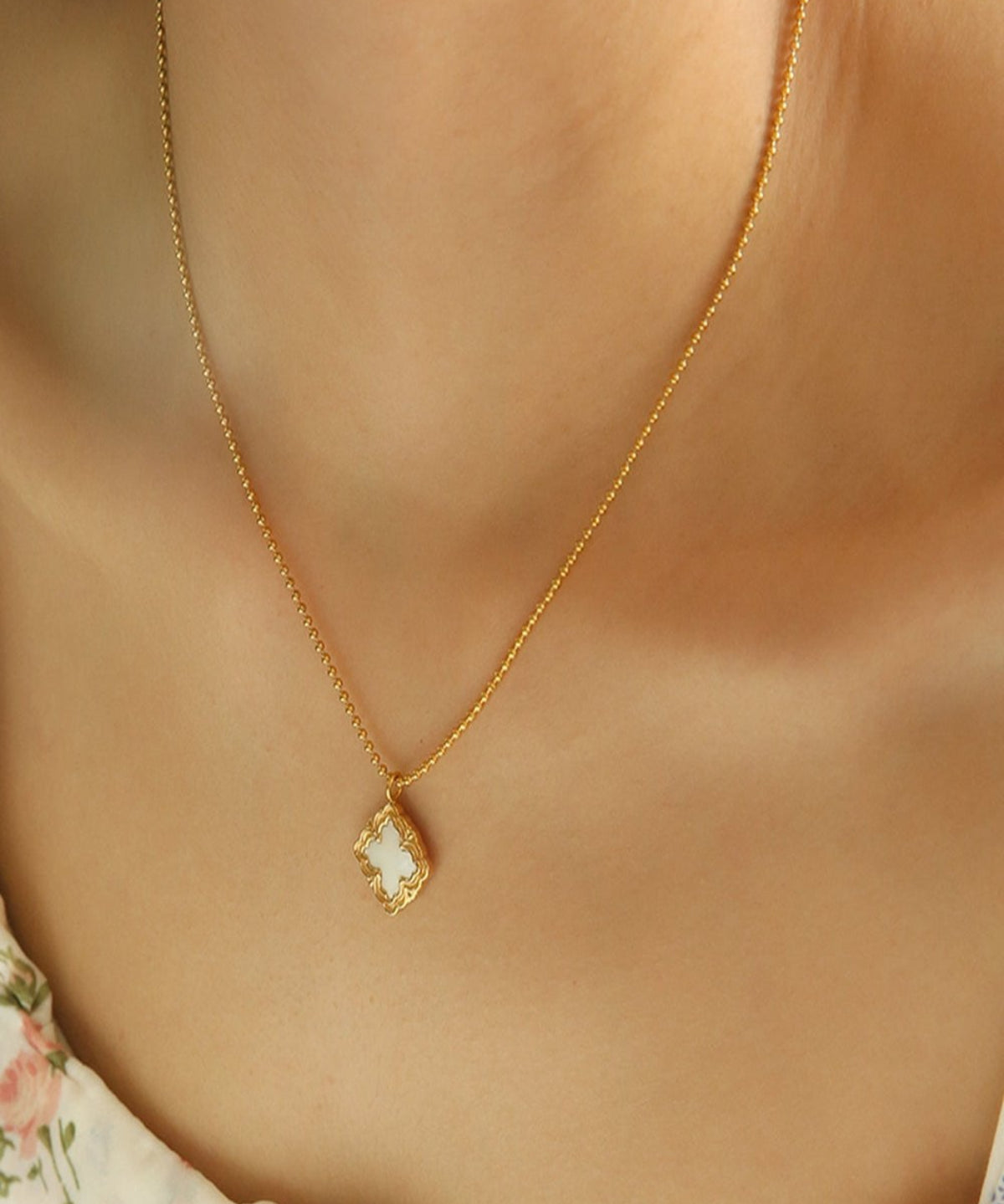 Best Shell Pendant Necklace Gift Trends for Women | #1 Women’s BEST Trending Trendy Gold Shell Pendant Necklace Jewelry Gift on Sale for Women, Lady, Mother, Wife | 1# BEST Gold Shell Pendant Necklace Jewelry Gift for Women | #1 Best Most Top Trendy Trending Aesthetic Yellow Gold Pearl Shell Pendant Necklace Jewelry Gift for Women, Girls, Girlfriend, Mother, Wife, Ladies | Mason & Madison Co.