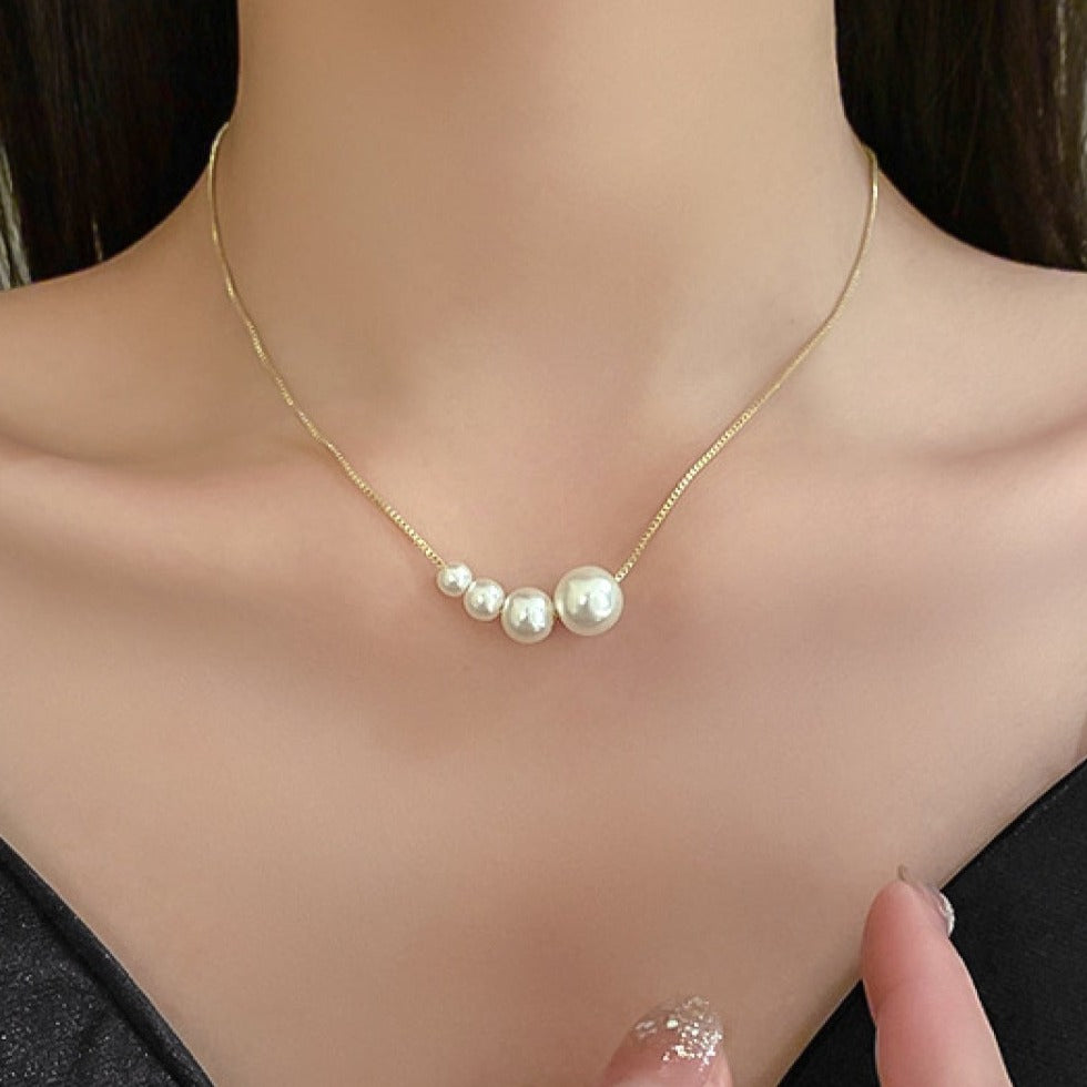 Pearl Pendant Chain Necklace