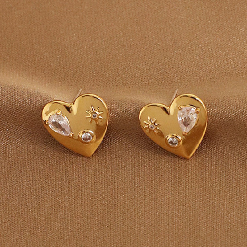 Best Gold Diamond Heart Stud Earrings Jewelry Gift | Best Aesthetic Yellow Gold Diamond Heart Stud Earrings Jewelry Gift for Women, Girls, Girlfriend, Mother, Wife, Daughter | Mason & Madison Co.